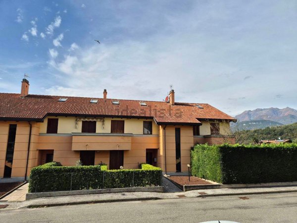 appartamento in vendita a Colico