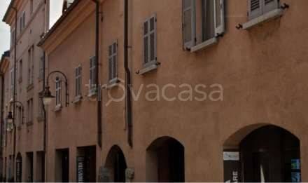 appartamento in vendita a Colico