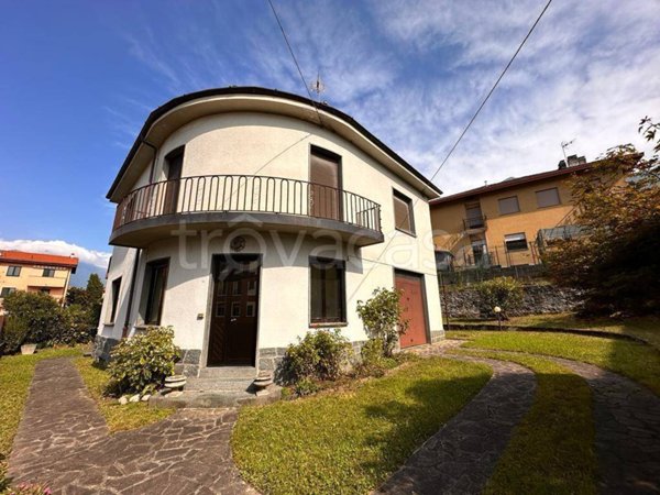 casa indipendente in vendita a Colico