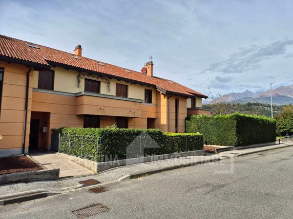 appartamento in vendita a Colico