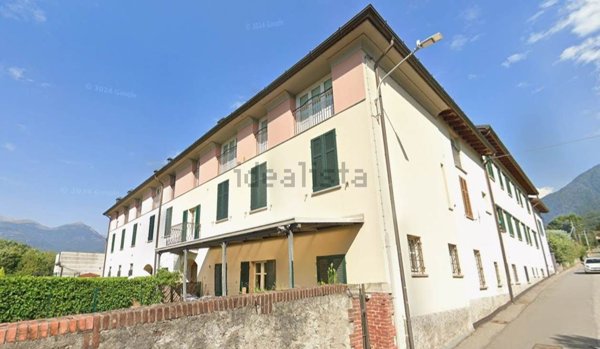 appartamento in vendita a Colico