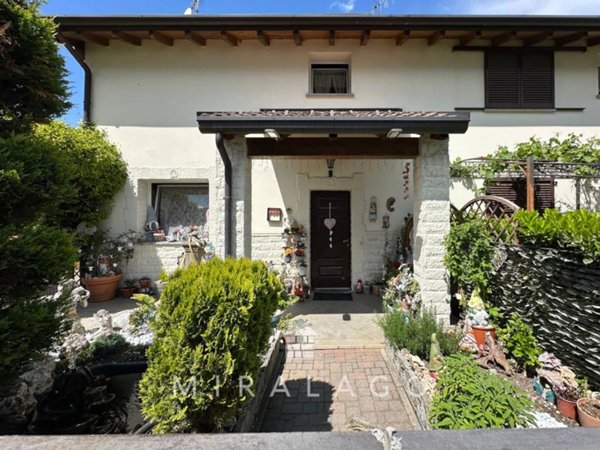 casa indipendente in vendita a Colico