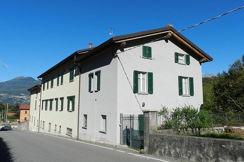 appartamento in vendita a Colico