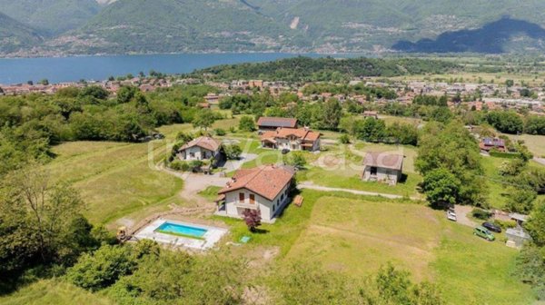 appartamento in vendita a Colico