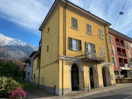 appartamento in vendita a Colico