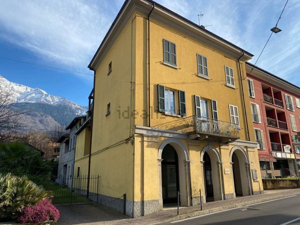 appartamento in vendita a Colico
