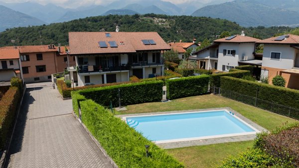 appartamento in vendita a Colico