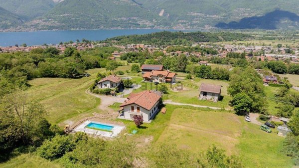 appartamento in vendita a Colico
