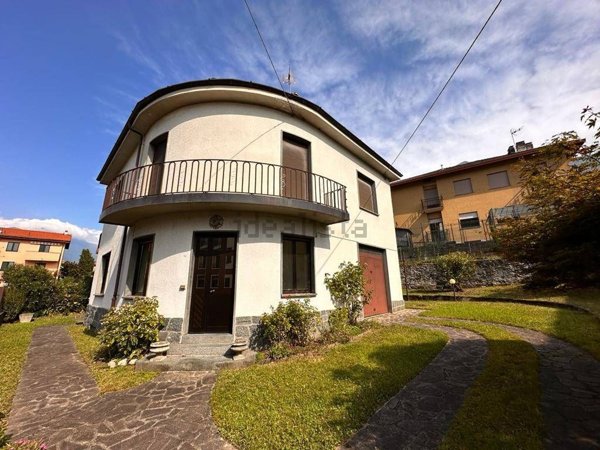casa indipendente in vendita a Colico