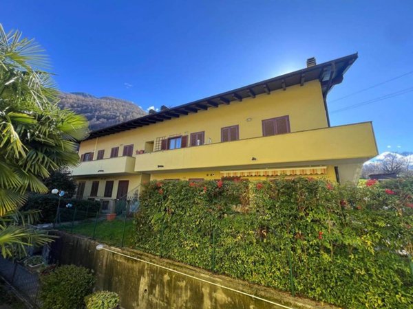 appartamento in vendita a Colico