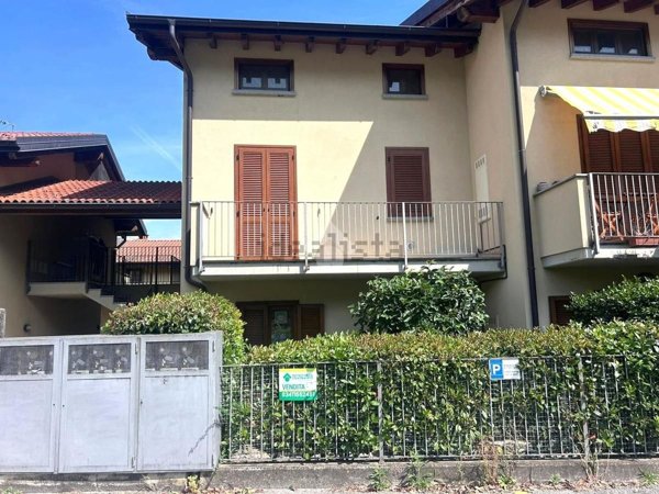 appartamento in vendita a Colico