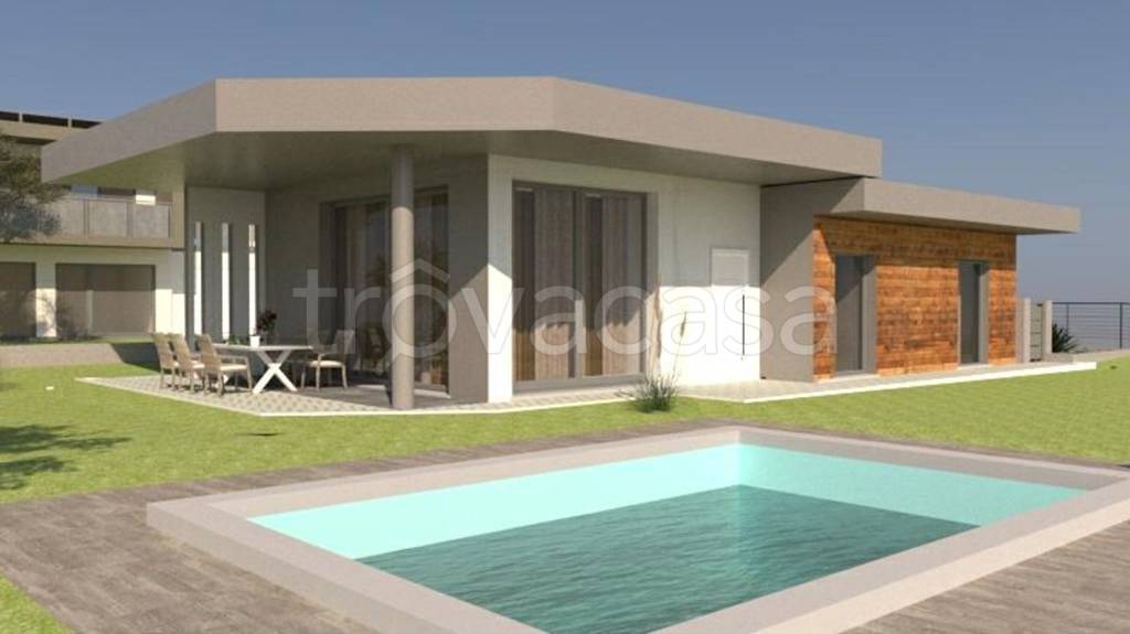 casa indipendente in vendita a Colico in zona Villatico