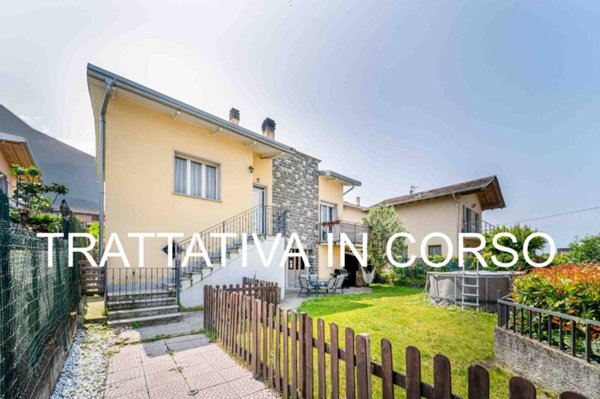 casa indipendente in vendita a Colico in zona Olgiasca