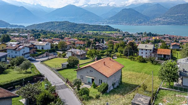 casa indipendente in vendita a Colico