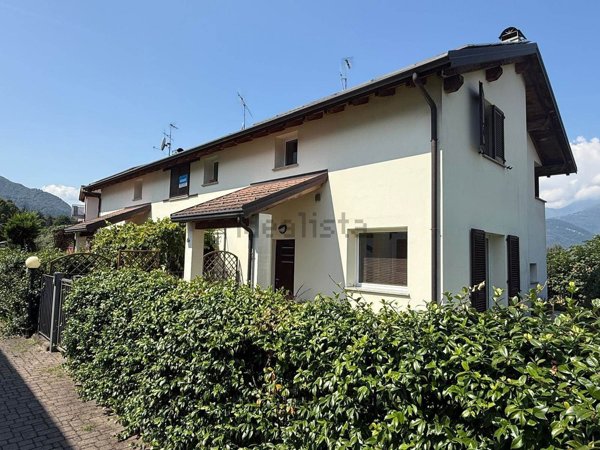 casa indipendente in vendita a Colico