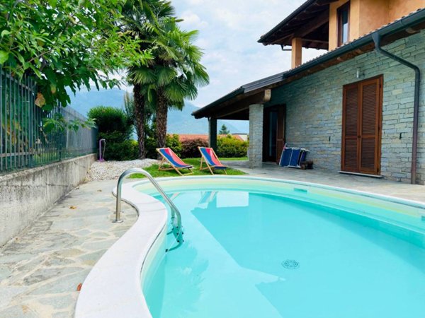 casa indipendente in vendita a Colico