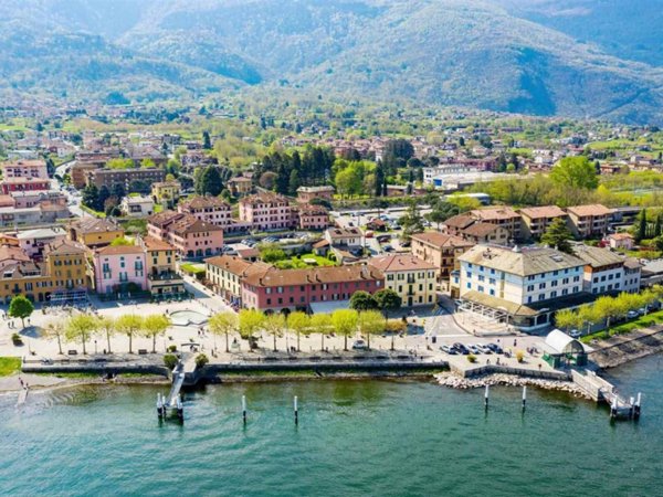 appartamento in vendita a Colico