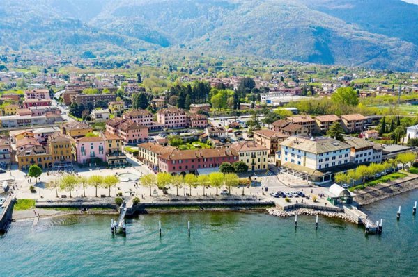appartamento in vendita a Colico