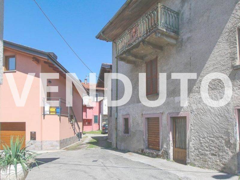appartamento in vendita a Colico