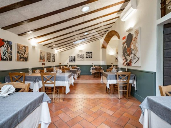 negozio in vendita a Colico