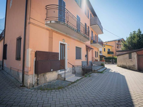 appartamento in vendita a Colico