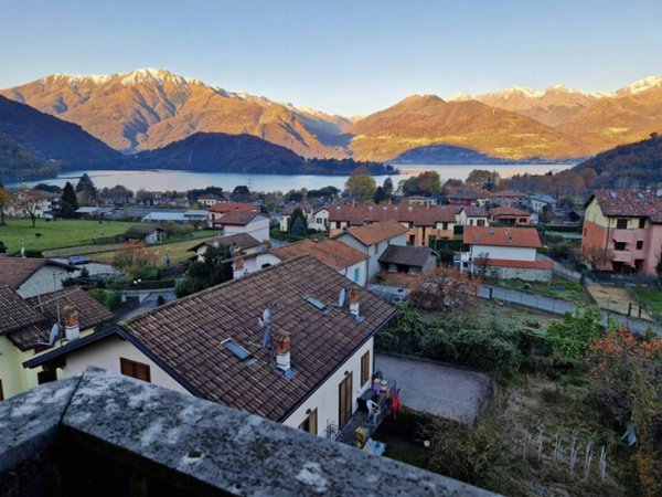 intera palazzina in vendita a Colico