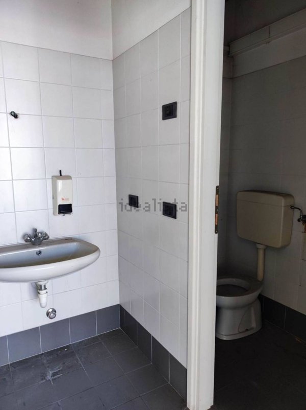 ufficio in vendita a Colico