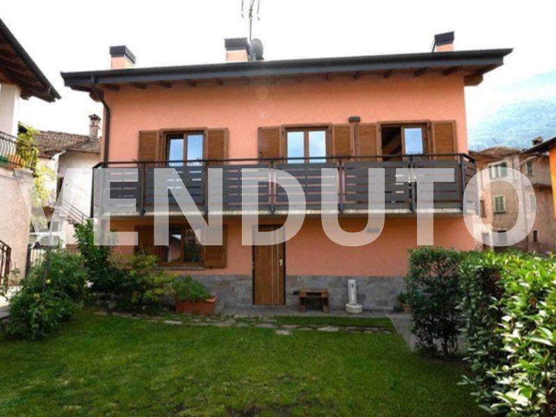 casa indipendente in vendita a Colico