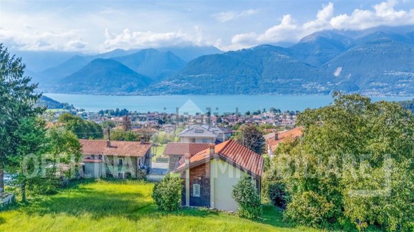 casa indipendente in vendita a Colico