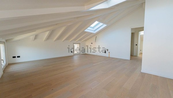 appartamento in vendita a Colico