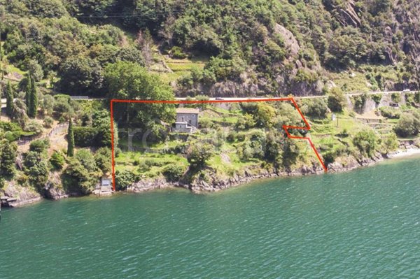 casa indipendente in vendita a Colico