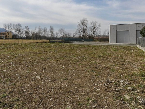terreno agricolo in vendita a Colico