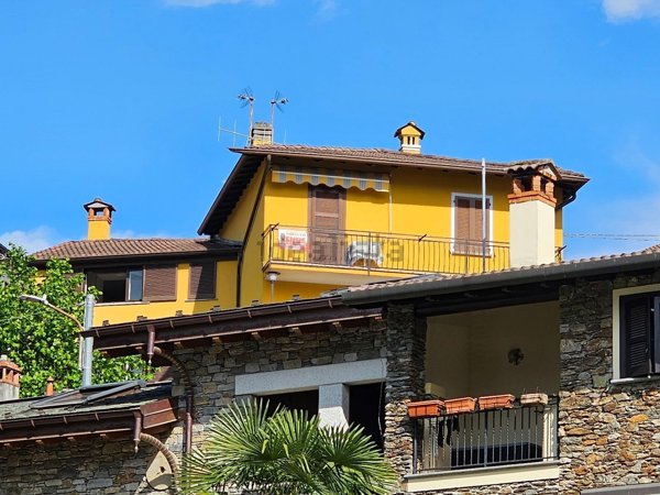 casa indipendente in vendita a Colico in zona Olgiasca