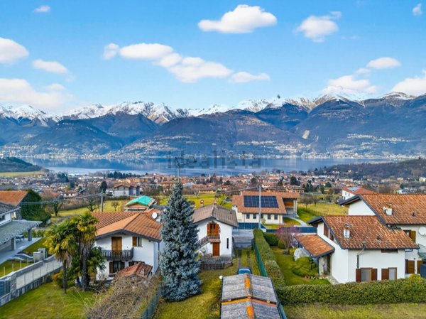 casa indipendente in vendita a Colico