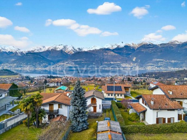 casa indipendente in vendita a Colico