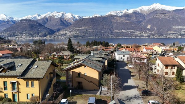 appartamento in vendita a Colico