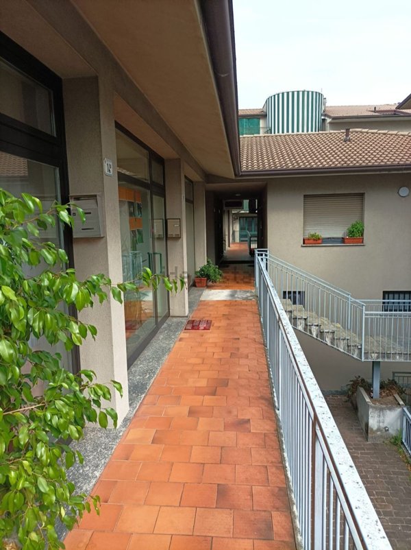 ufficio in vendita a Colico