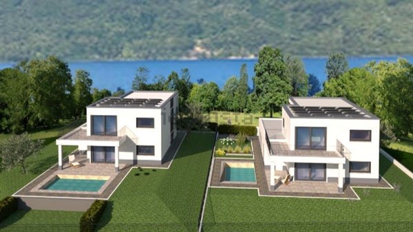 casa indipendente in vendita a Colico