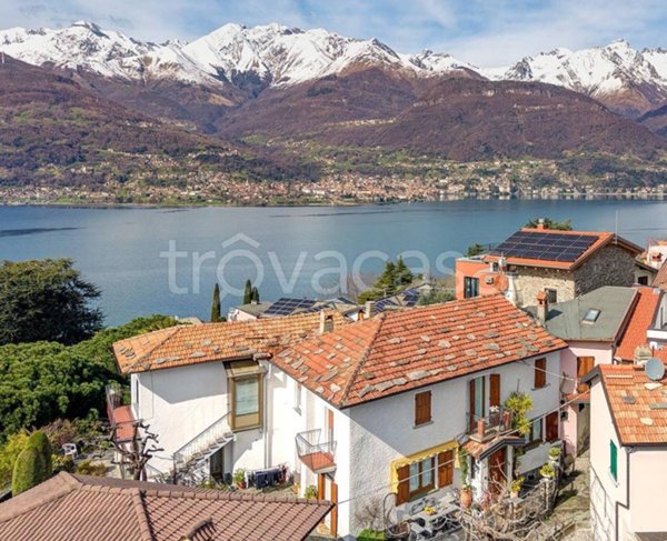 casa indipendente in vendita a Colico in zona Olgiasca