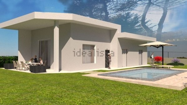 casa indipendente in vendita a Colico