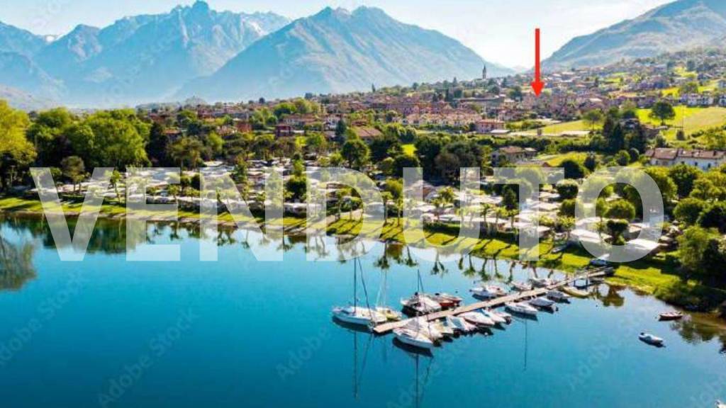 terreno edificabile in vendita a Colico