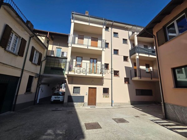 appartamento in vendita a Colico
