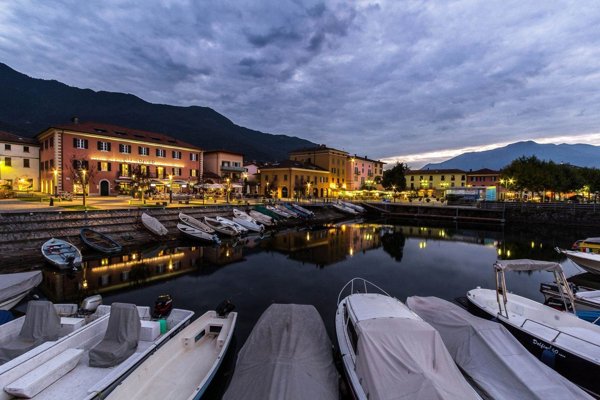 appartamento in vendita a Colico