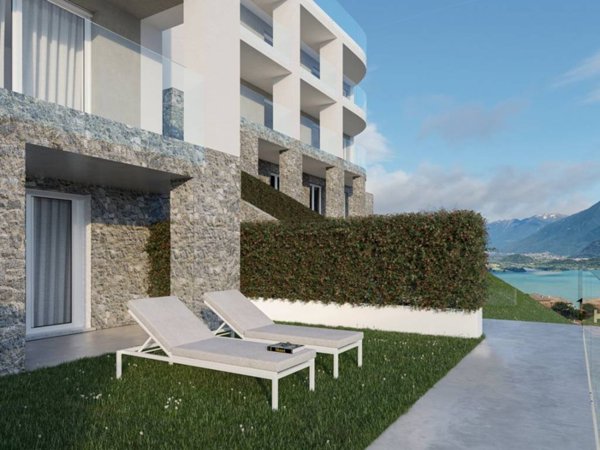 appartamento in vendita a Colico