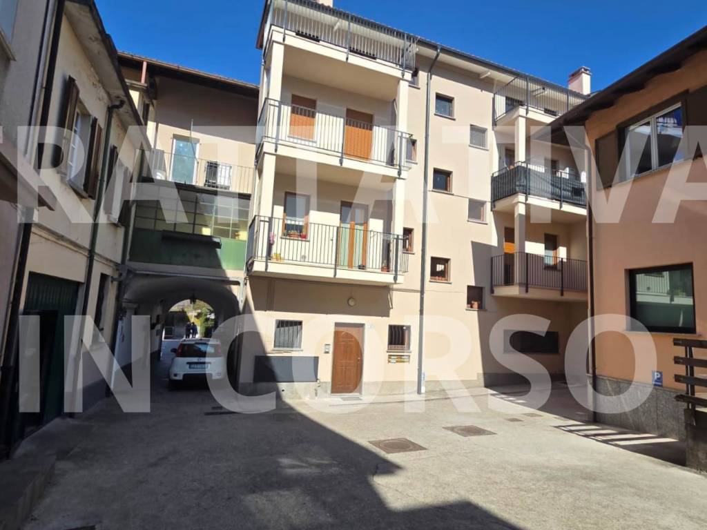 appartamento in vendita a Colico