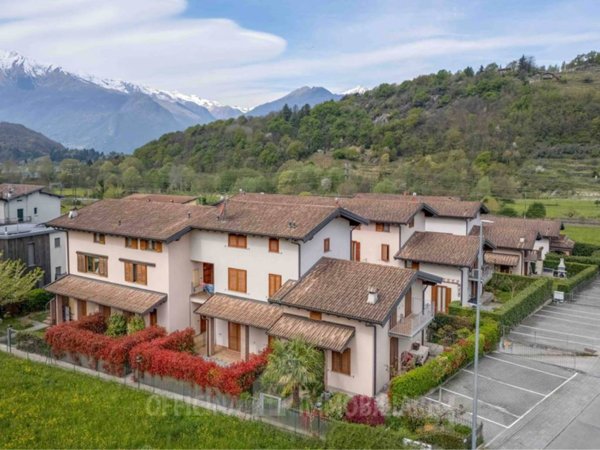 appartamento in vendita a Colico
