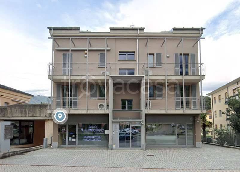 appartamento in vendita a Colico