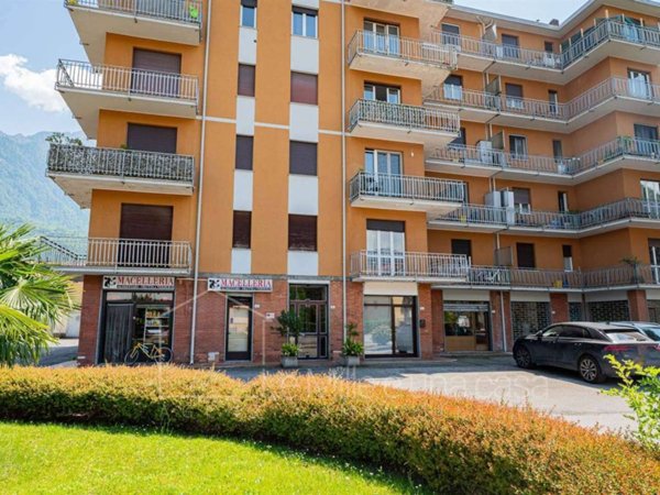 appartamento in vendita a Colico