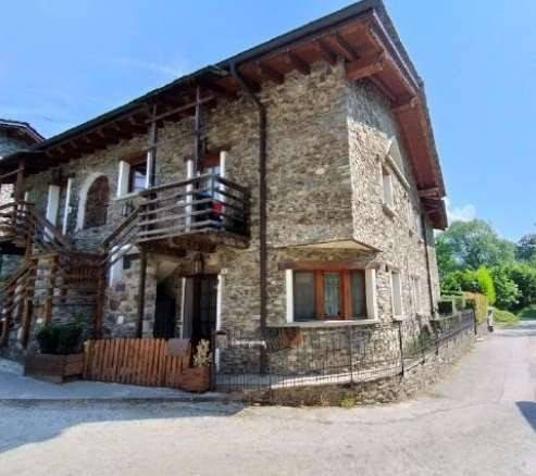 appartamento in vendita a Colico