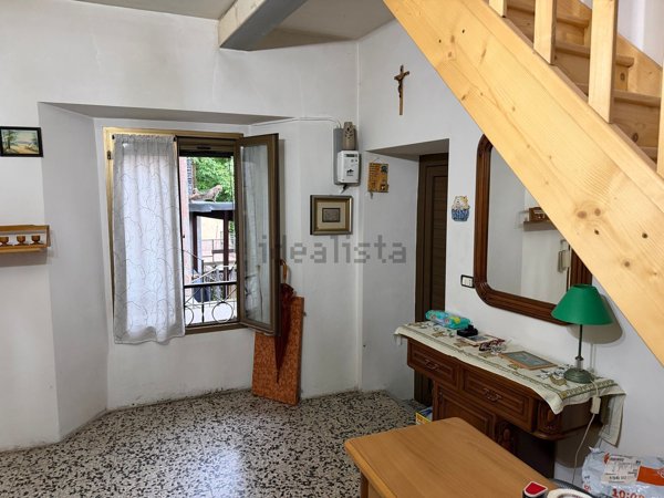 appartamento in vendita a Colico in zona Villatico